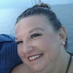 Meet your Posher, Teresa